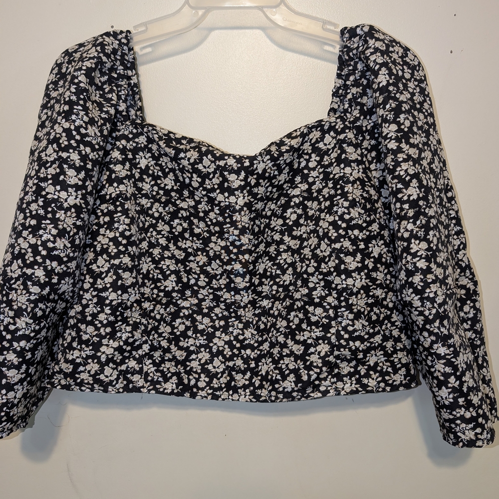Levi's Black and White Floral Blouse
